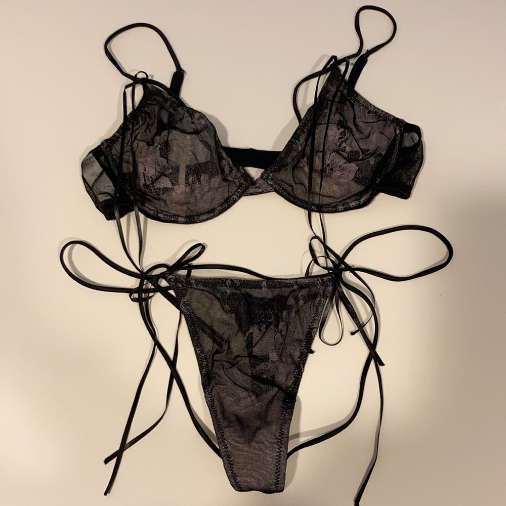 La Perla Black Label Lace Bra & Thong Set